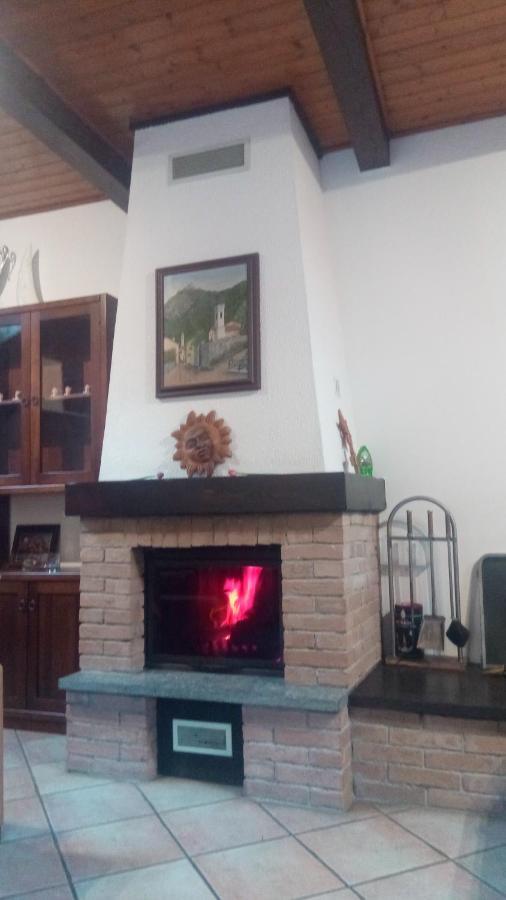 Вилла Casa Del Rustico, Indipendente Vista Sacra Con Dipinto Caprie Экстерьер фото