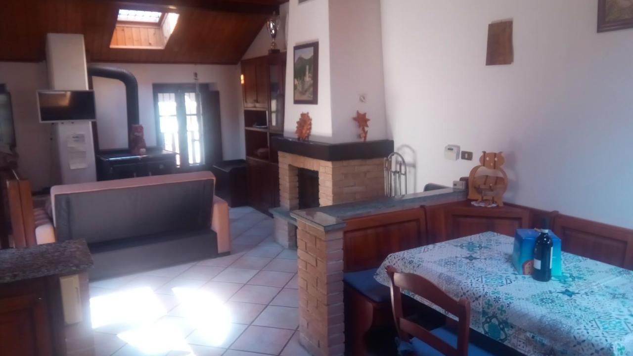Вилла Casa Del Rustico, Indipendente Vista Sacra Con Dipinto Caprie Экстерьер фото